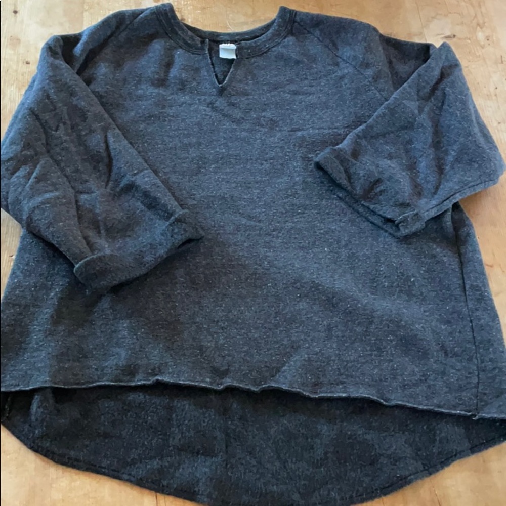 Sweatshirt